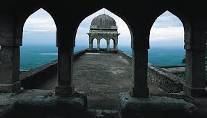 NES0301 Mandu Sightseeing